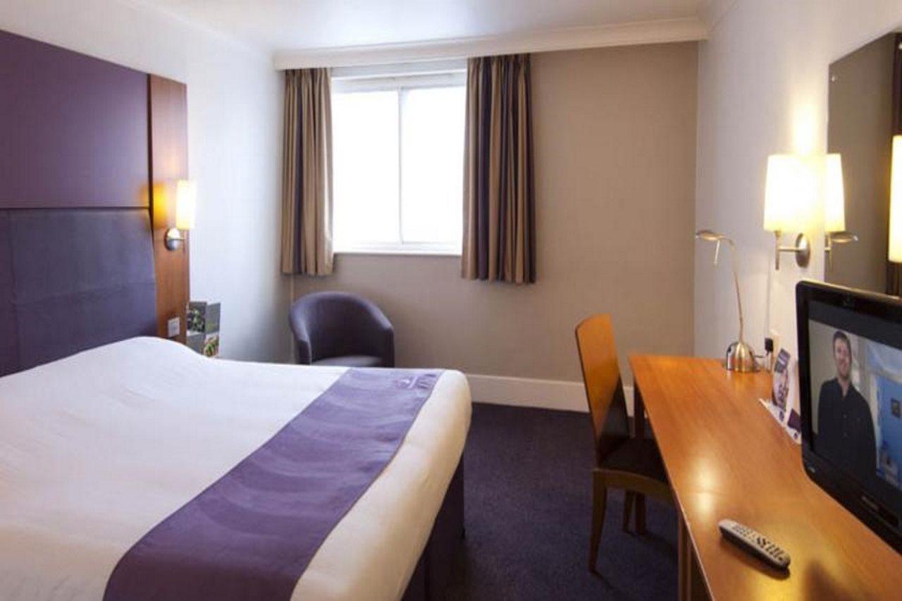 Premier Inn Gloucester Eksteriør bilde